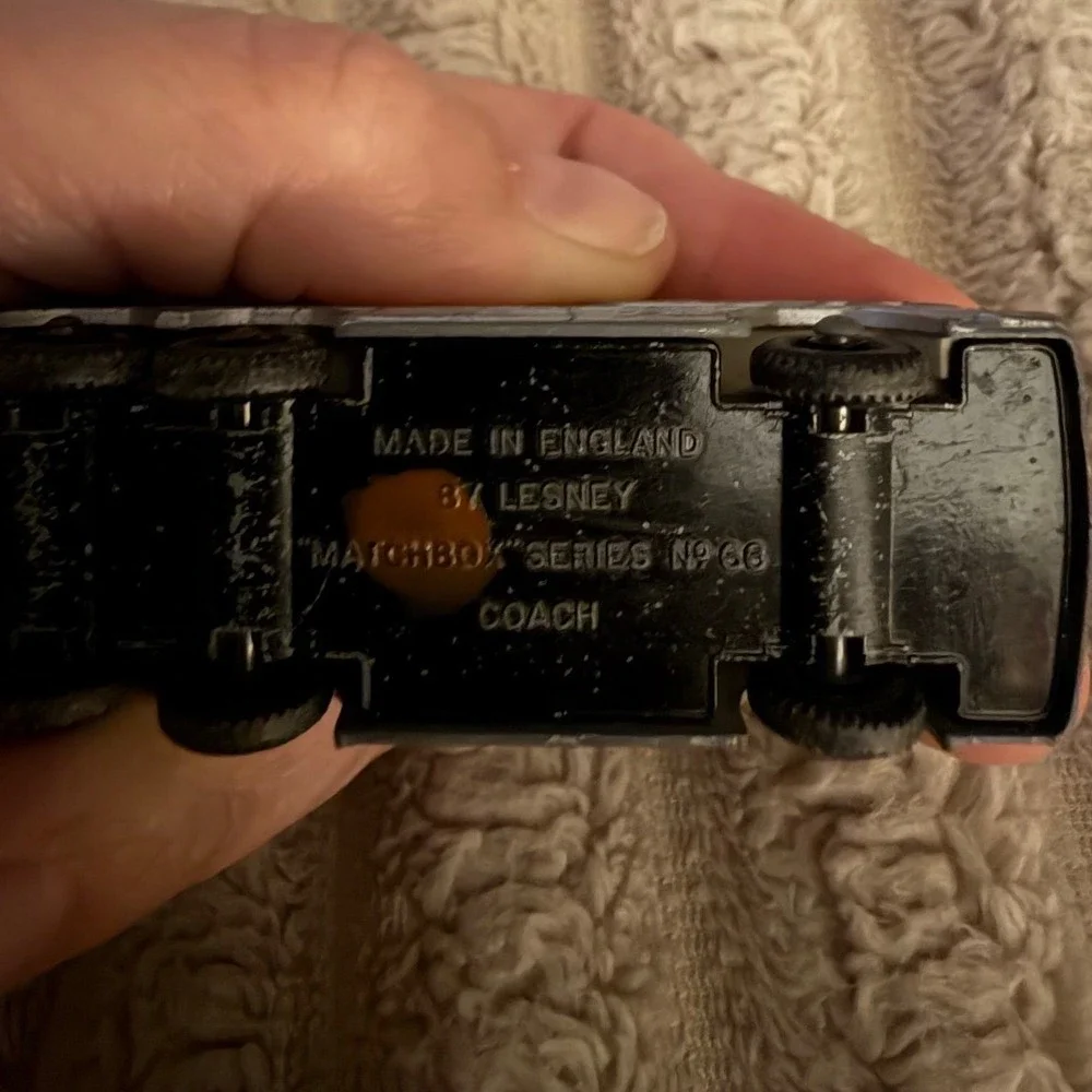 Matchbox Series No 66 Coach Bus Lesney Made in England‎ Silver Vintage Diecast